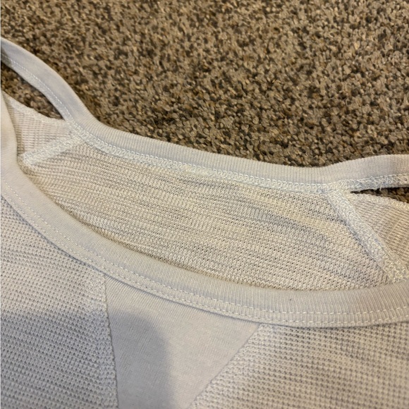 Calvin Klein Performance Shirt - Picture 2 of 5